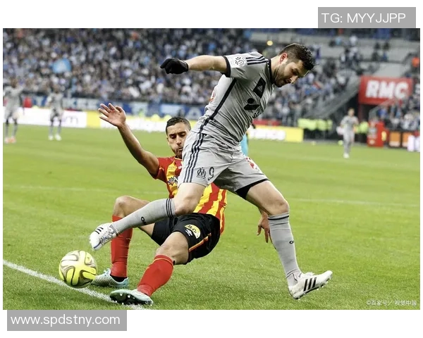 墨西哥与洪都拉斯激战正酣谁能在这场较量中笑到最后 墨西哥与洪都拉斯激战正酣谁能在这场较量中笑到最后