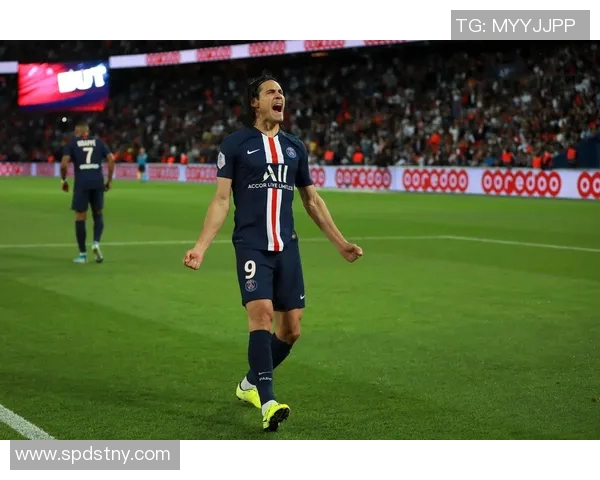 巴黎与尼姆的精彩对决结果揭晓赛季表现分析与未来展望